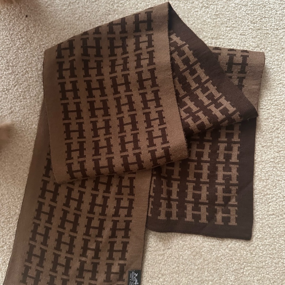 Hermes Brown and Tan H LoGo Scarf